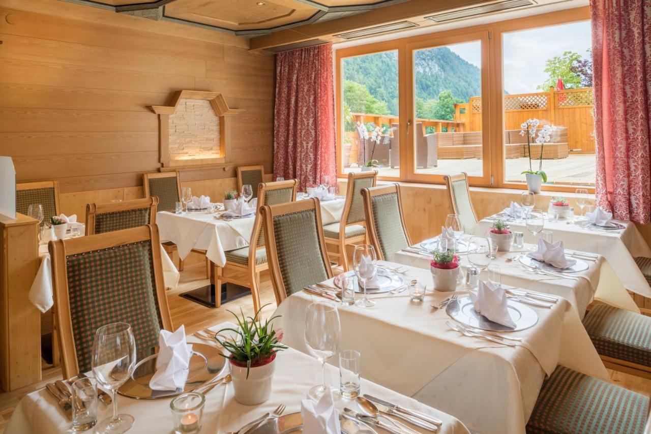Hotel Hubertushof - Ihr Hotel Mit Herz Leutasch Bagian luar foto